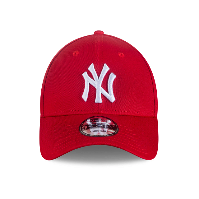 Cappellino 9FORTY Regolabile New York Yankees Essential rosso