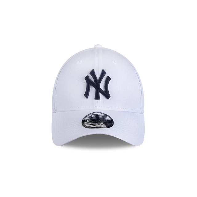 Cappellino 9FORTY Regolabile New York Yankees Essential bianco