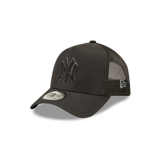 9FORTY TRUCKER NEW YORK YANKEES HOME FIELD TOTAL BLACK