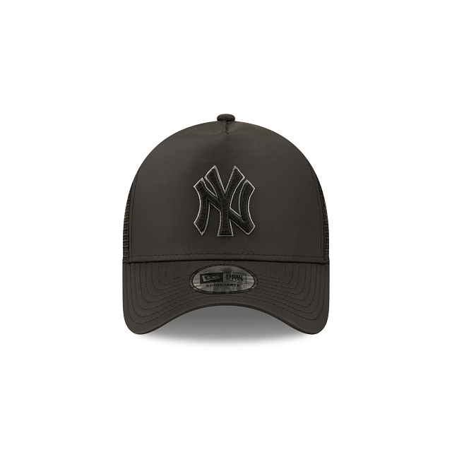 9FORTY TRUCKER NEW YORK YANKEES HOME FIELD TOTAL BLACK