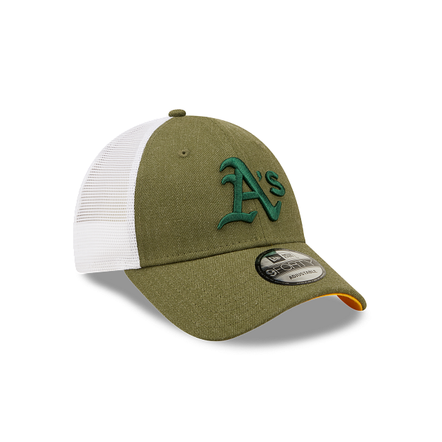 9FORTY TRUCKER OAKLAND ATHLETICS HOME FIELD BLACK AND WHITE